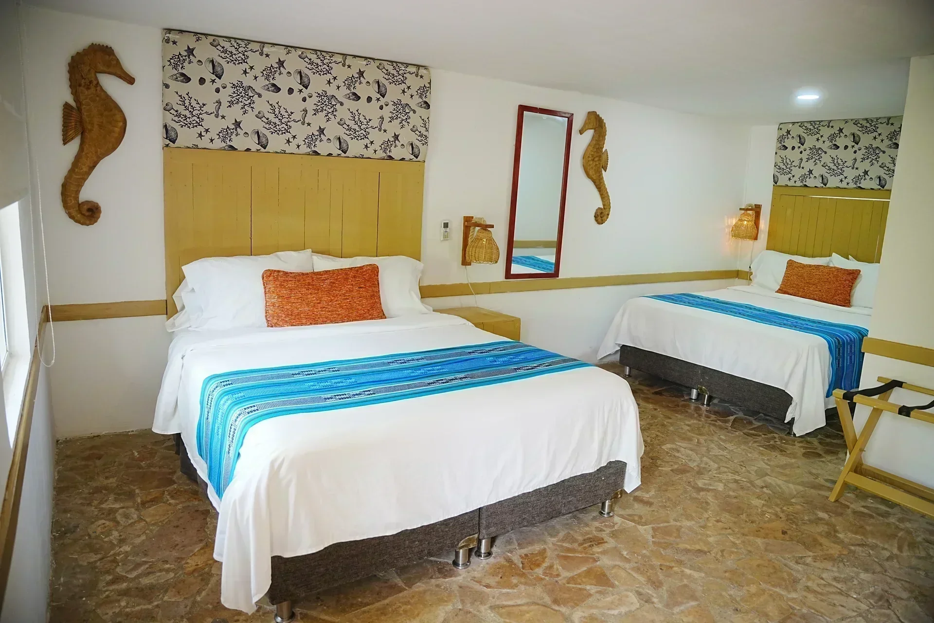 Standard  suite  cuadruple